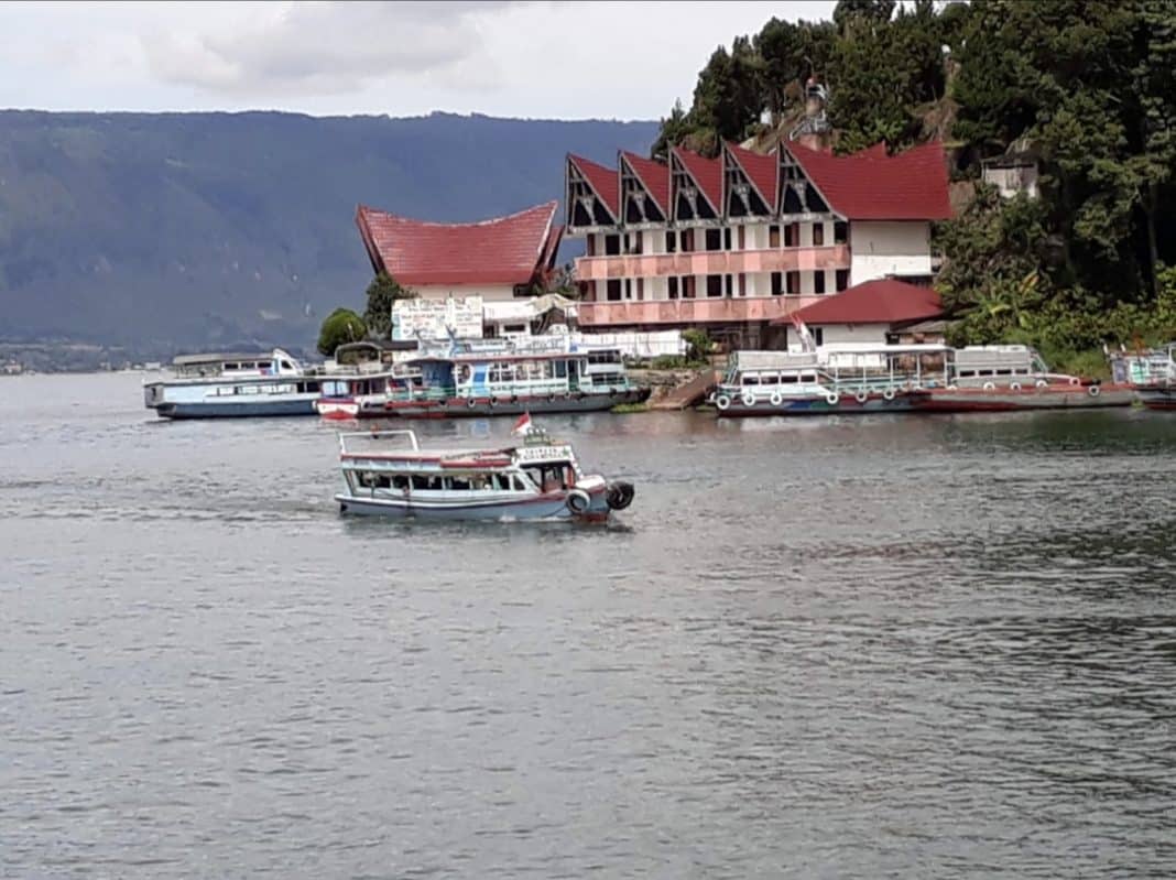 Liburan ke Samosir